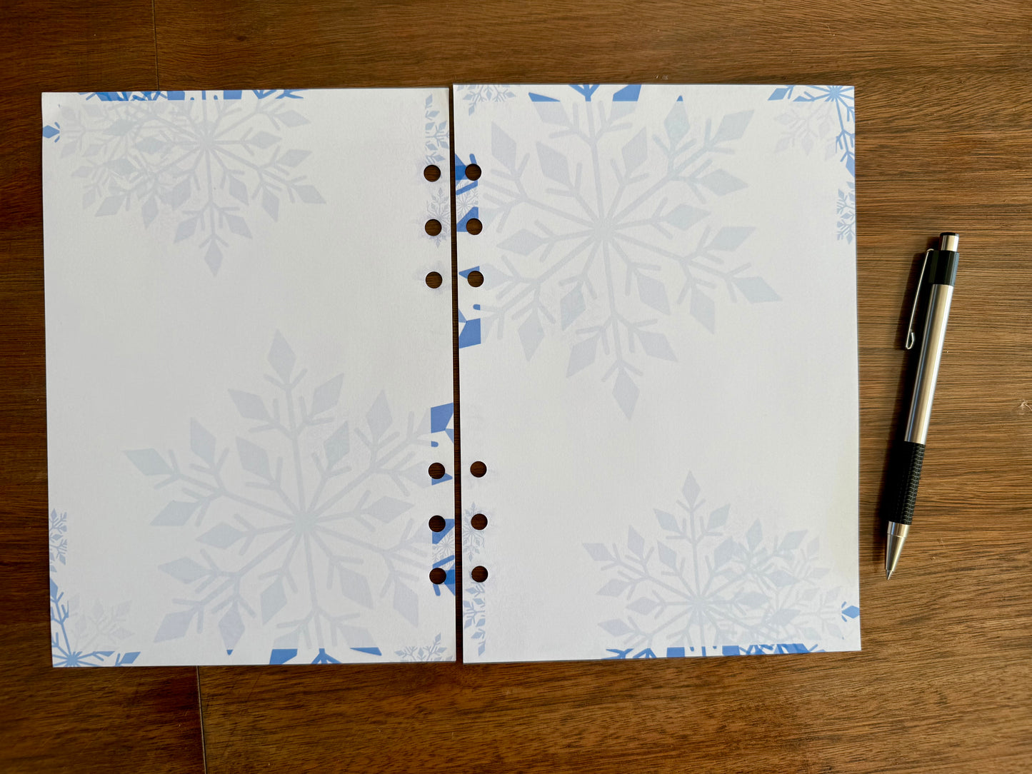 Snowflakes A5 Planner Inserts - 6 Hole Punched - Pack of 25
